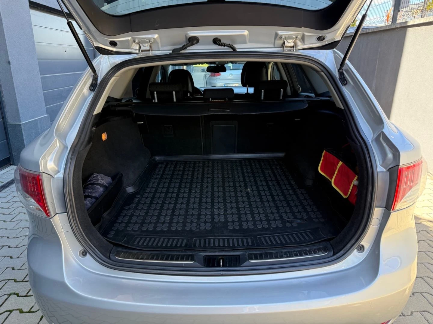 Toyota Avensis T27, automatic | Mobile.bg � ����������� 15