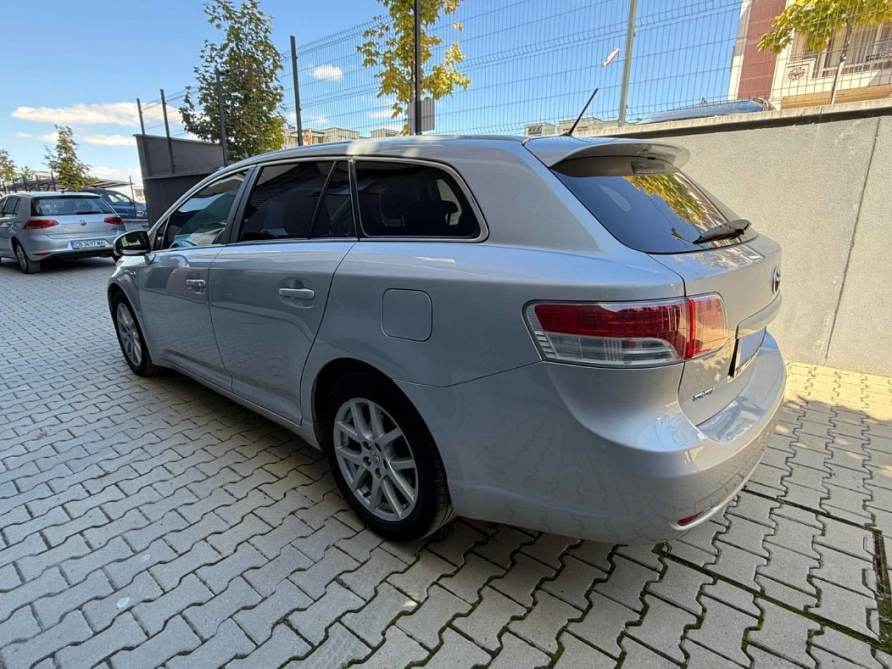 Toyota Avensis T27, automatic - изображение 6