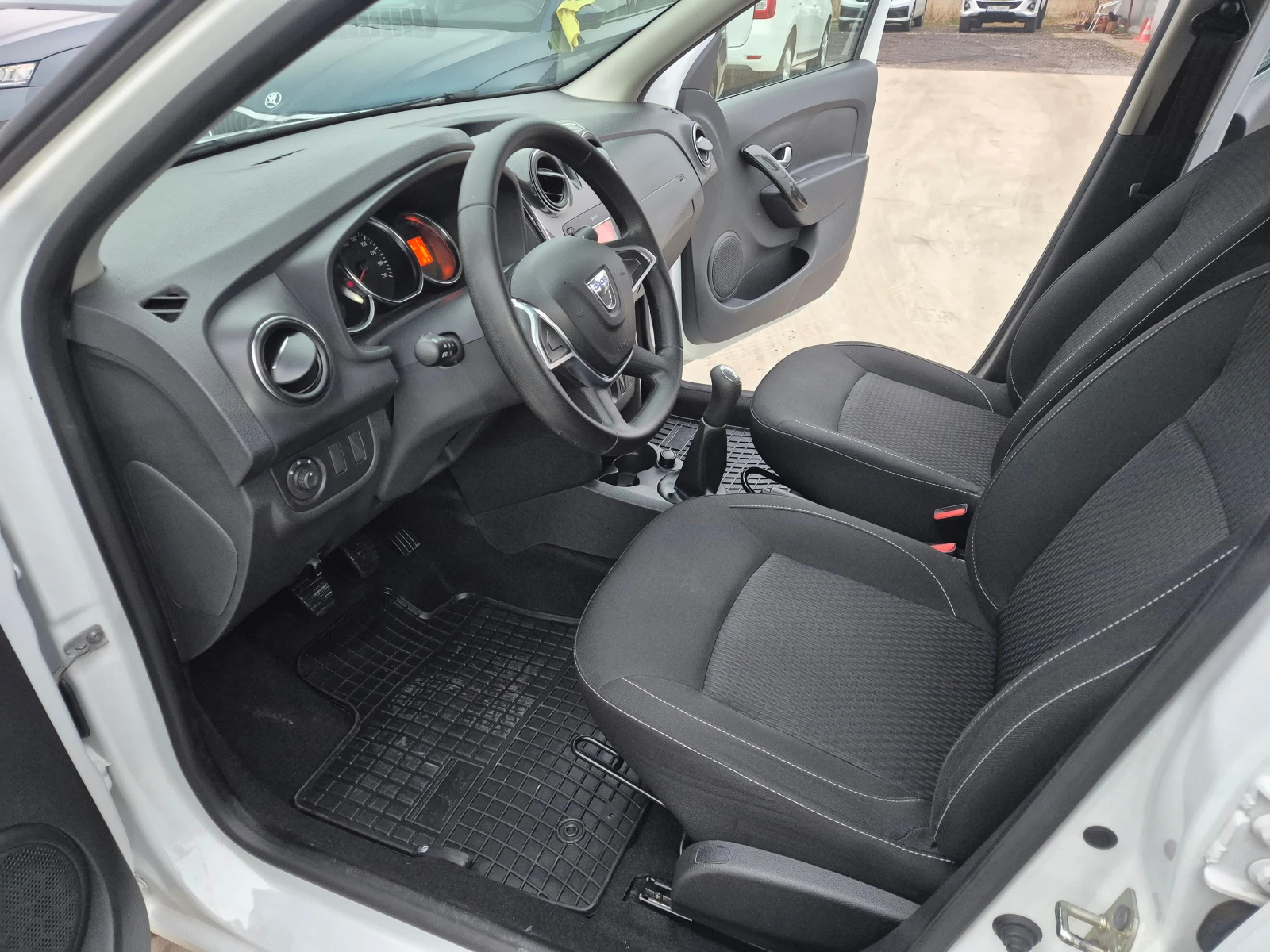 Dacia Logan 1.5DCI 75��.  | Mobile.bg � ����������� 13