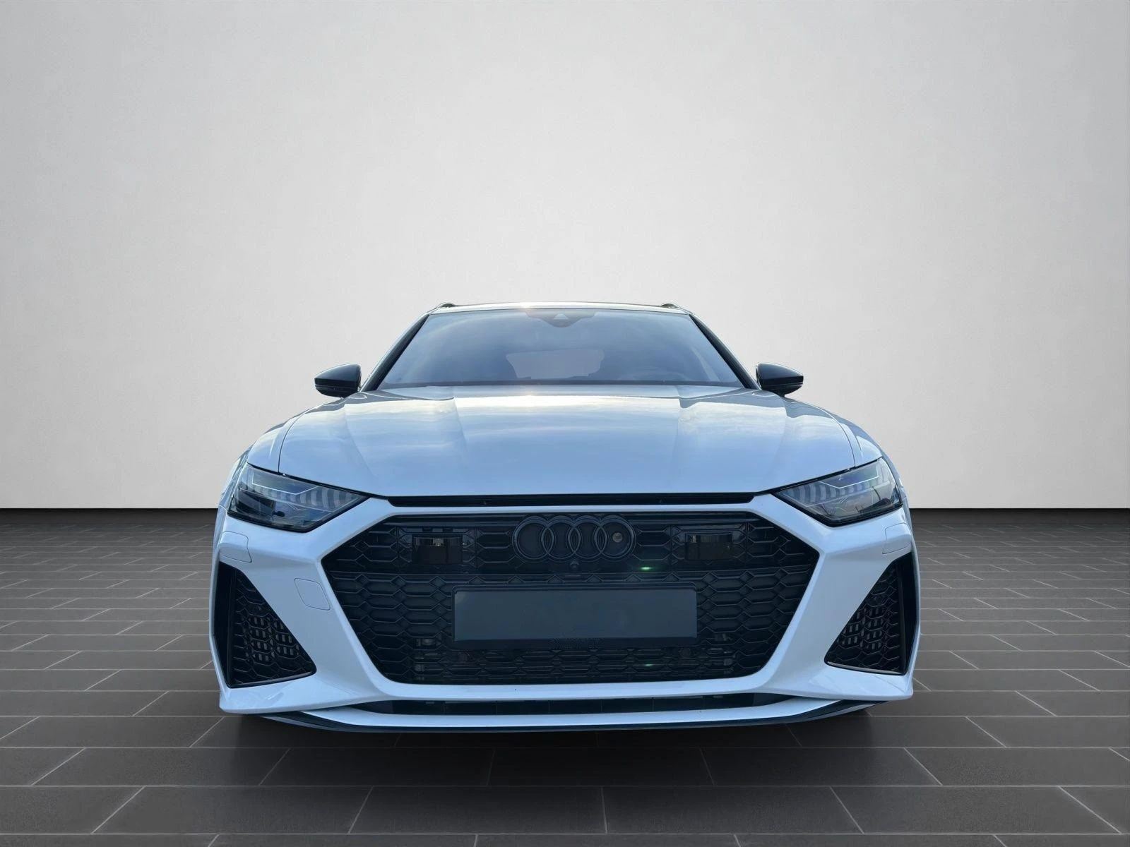 Audi Rs6 PERFROMANCE/CERAMIC/MATRIX/HEAD UP/PANO/B&O/360/ - изображение 2