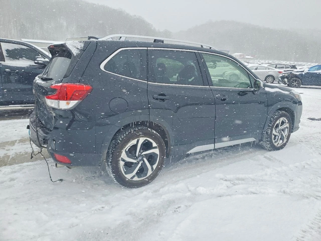 Subaru Forester TOURING* CARPLAY* КОЖА* PANORAMA* КОЖА* ПОДГРЕВ*  - изображение 3