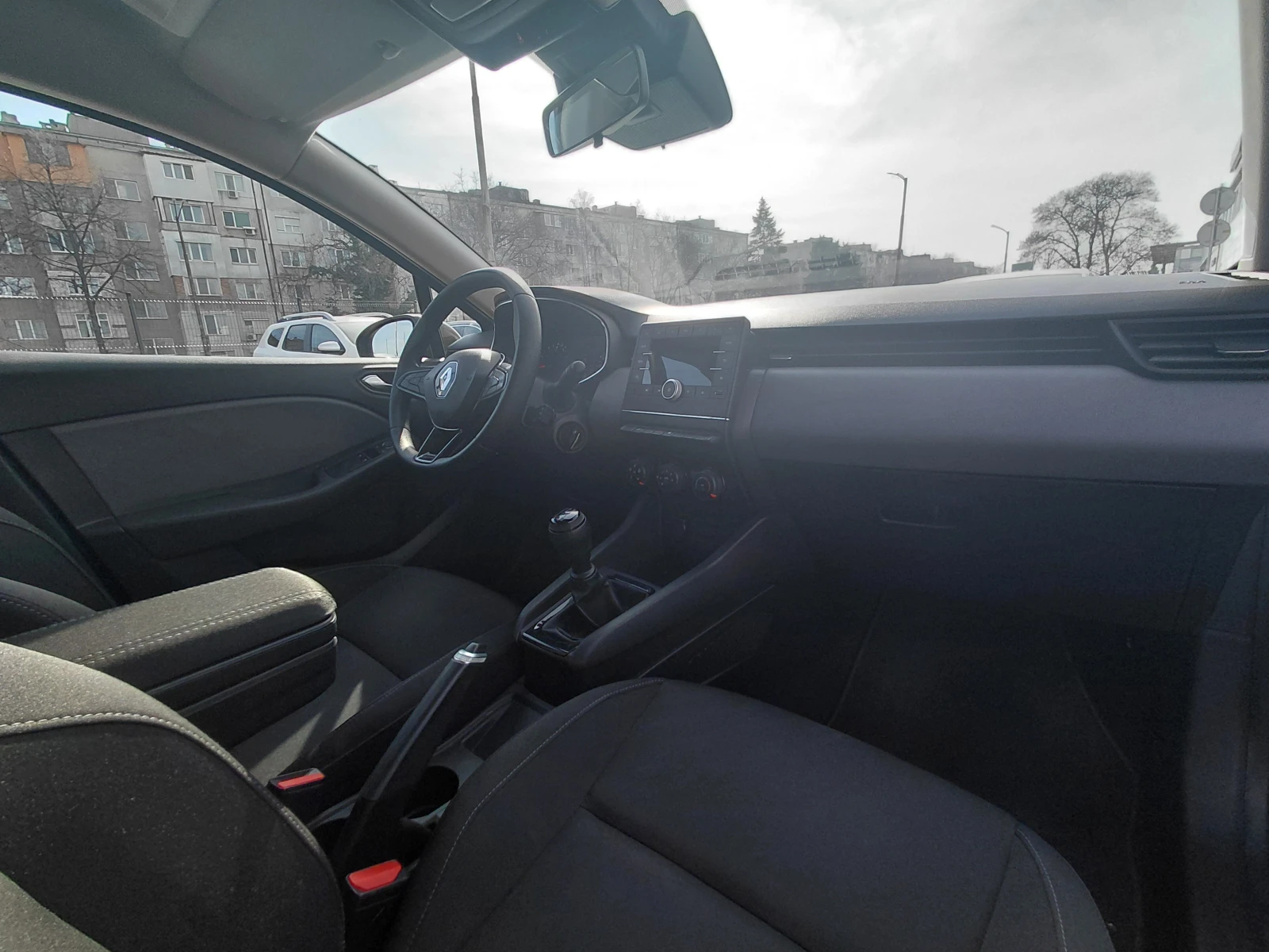 Renault Clio 1.0 Sce/65к.с/Life, снимка 12 - Автомобили и джипове - 53686159