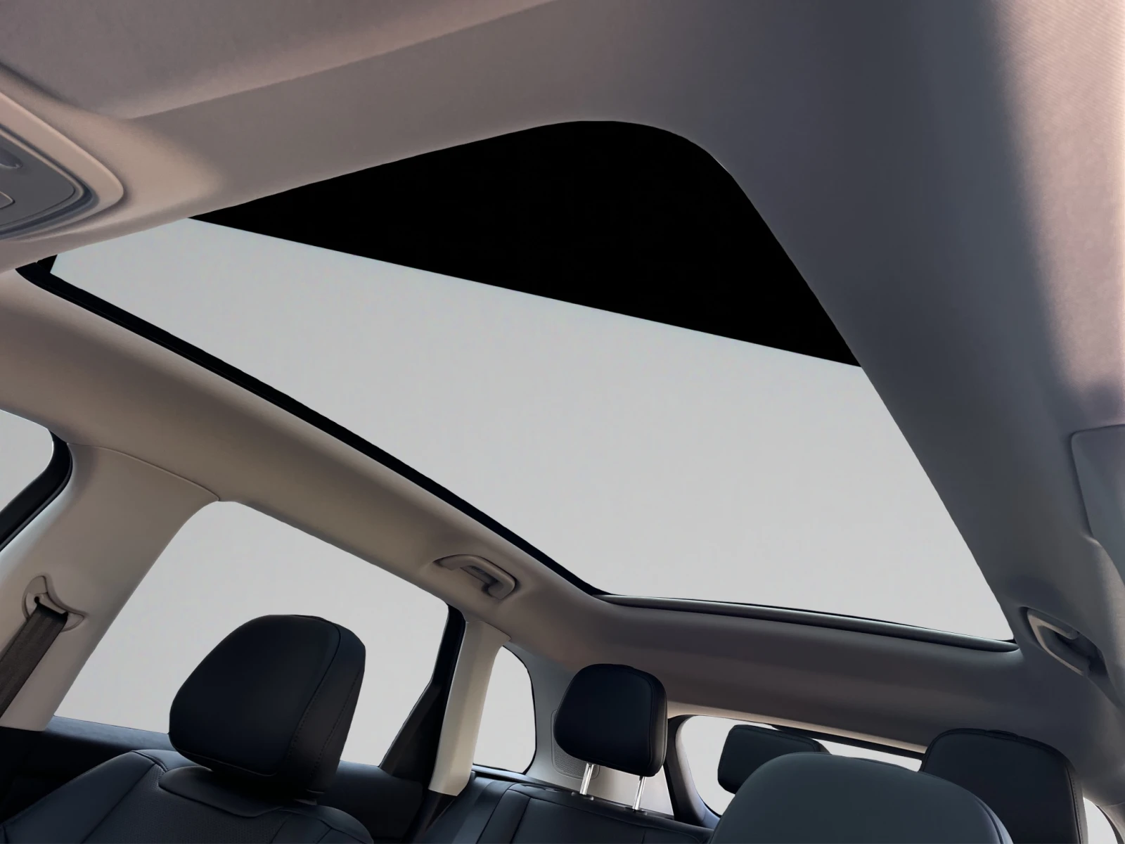 Leapmotor C10 C10 LIFE REEV 158kW 28, 4kWh, снимка 14 - Автомобили и джипове - 53810139