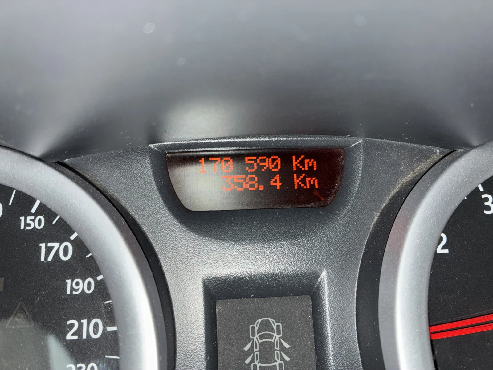 Renault Megane  2 16v, снимка 6 - Автомобили и джипове - 54043649