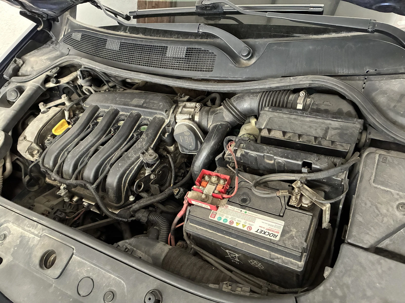 Renault Megane  2 16v, снимка 7 - Автомобили и джипове - 54043649