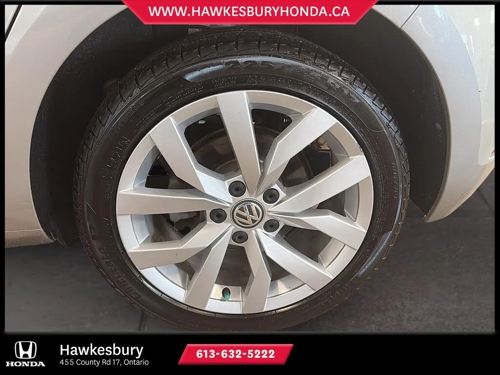 VW Golf Execline FWD Авто Кредит (ЦЕНА ДО БГ), снимка 4 - Автомобили и джипове - 54047270