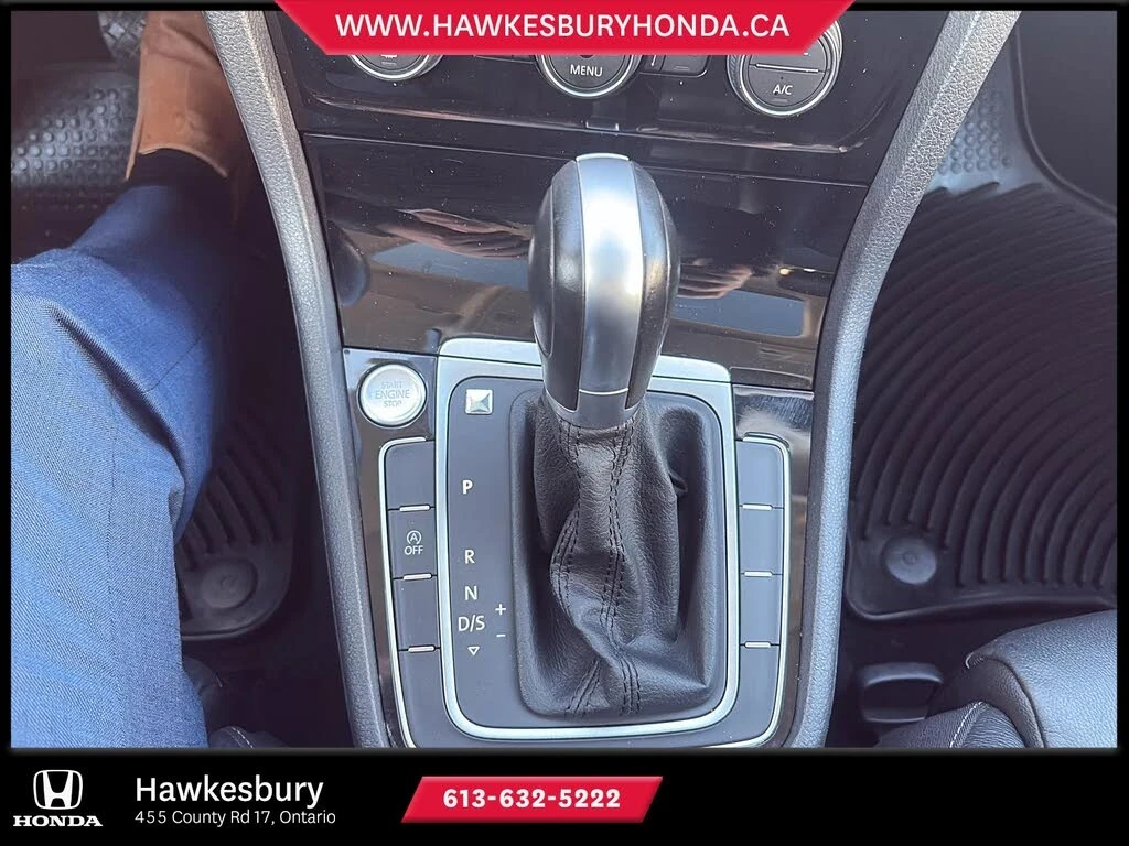 VW Golf Execline FWD Авто Кредит (ЦЕНА ДО БГ), снимка 10 - Автомобили и джипове - 54047270