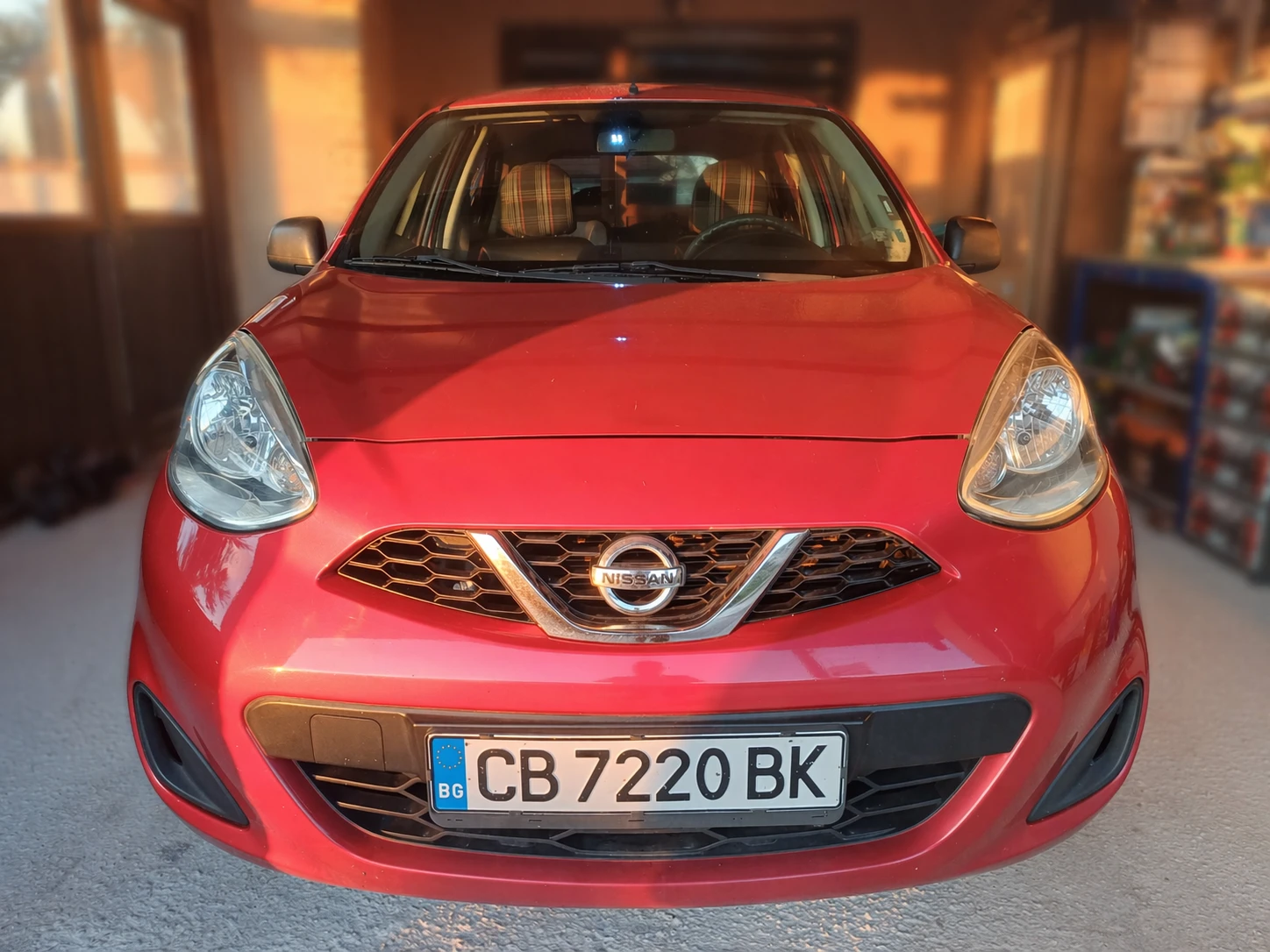 Nissan Micra 1, 2i автоматик, снимка 4 - Автомобили и джипове - 54160547