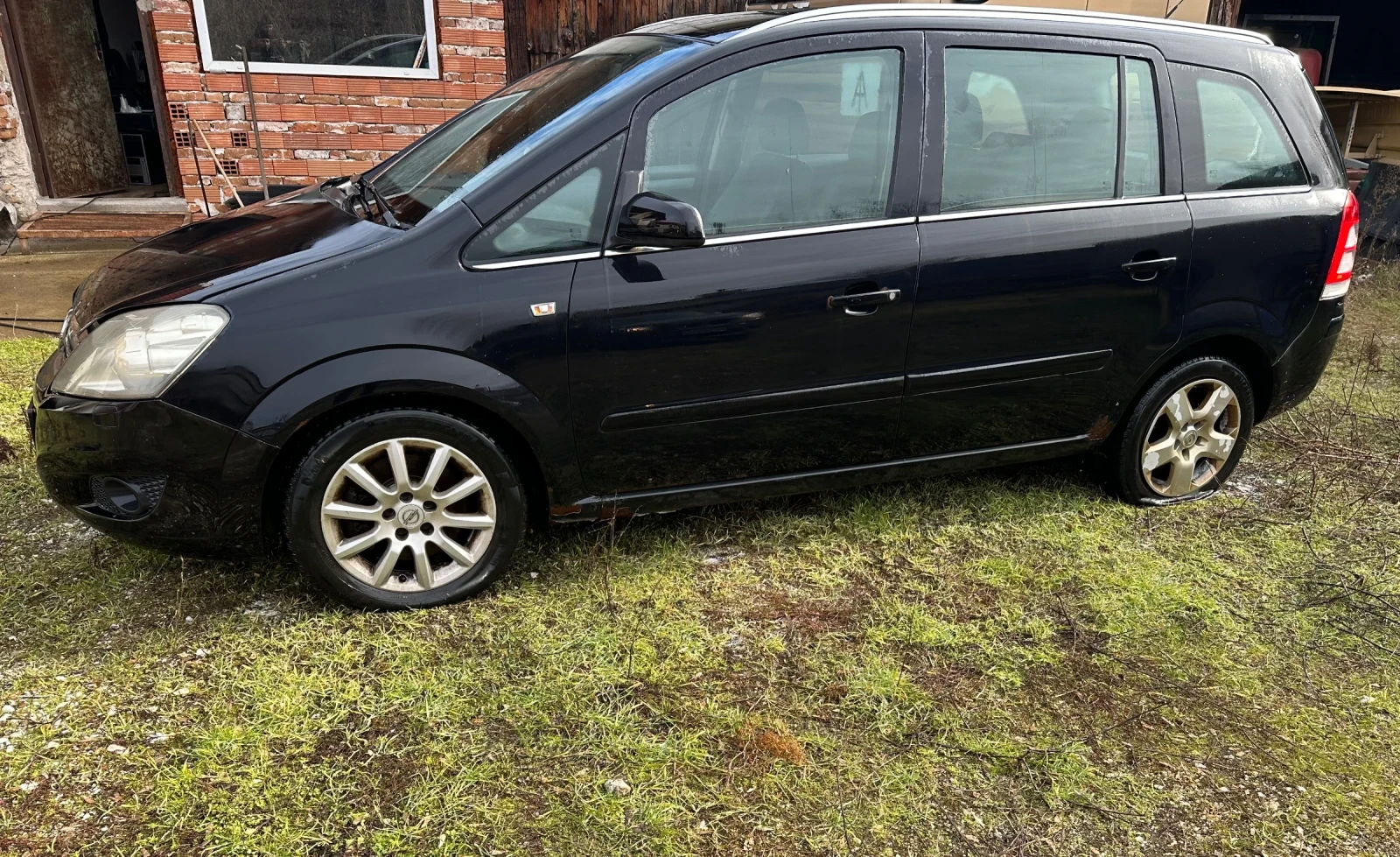 Opel Zafira 1.7 CDTI , 7 - Местна, снимка 3 - Автомобили и джипове - 54330938