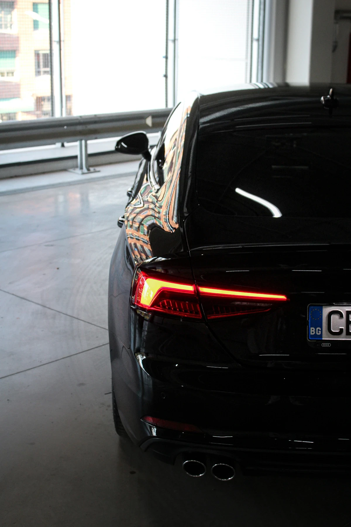 Audi A5 3.0TDI Black Edition , снимка 10 - Автомобили и джипове - 54365901