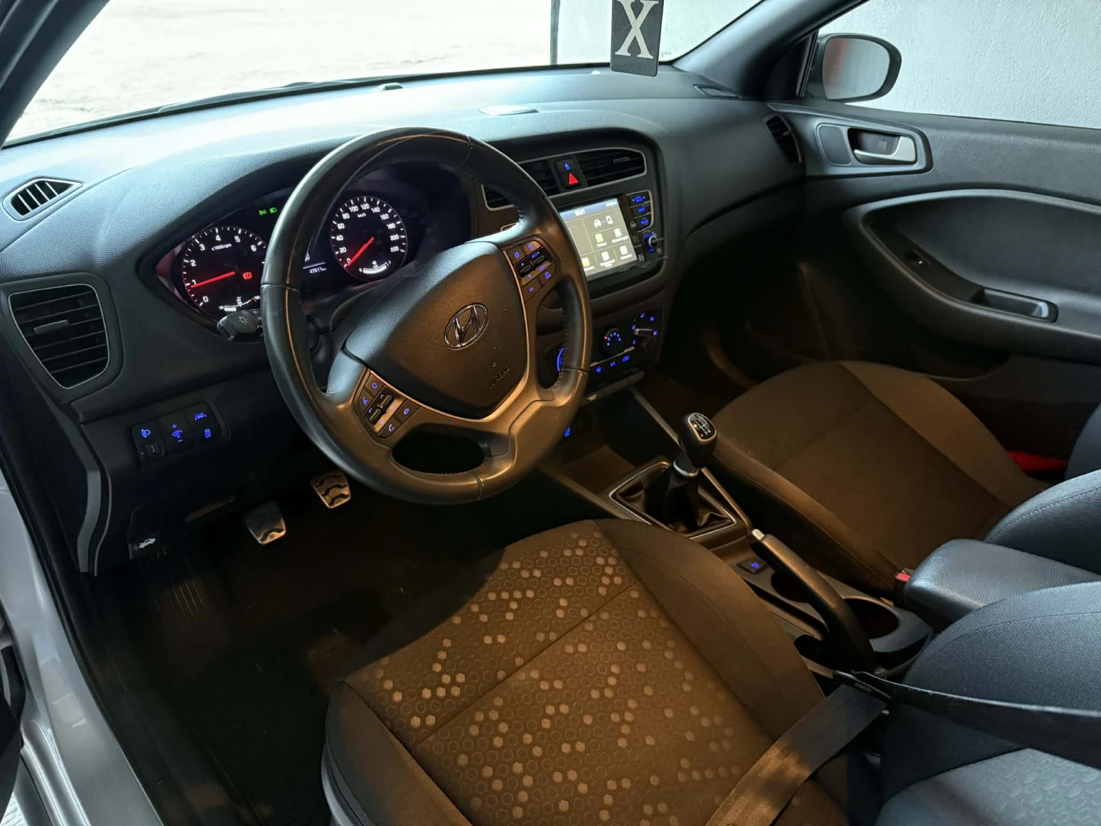 Hyundai I20 Active 1.0 TurboGDi, снимка 9 - Автомобили и джипове - 54589889