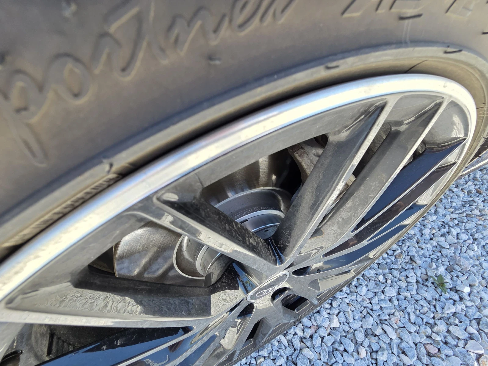 Audi A6 3.0 BITDI EXCLUSIVE FullL/Вакум/B&O/ACC/20`` BBS/ , снимка 15 - Автомобили и джипове - 54621171