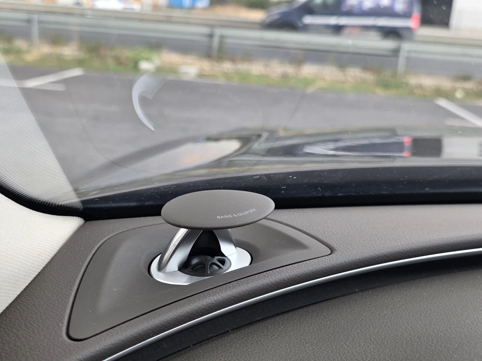 Audi A6 3.0 BITDI 8ZF EXCLUSIVE Full/Вакум/B&O/ACC/20", снимка 14 - Автомобили и джипове - 55422791