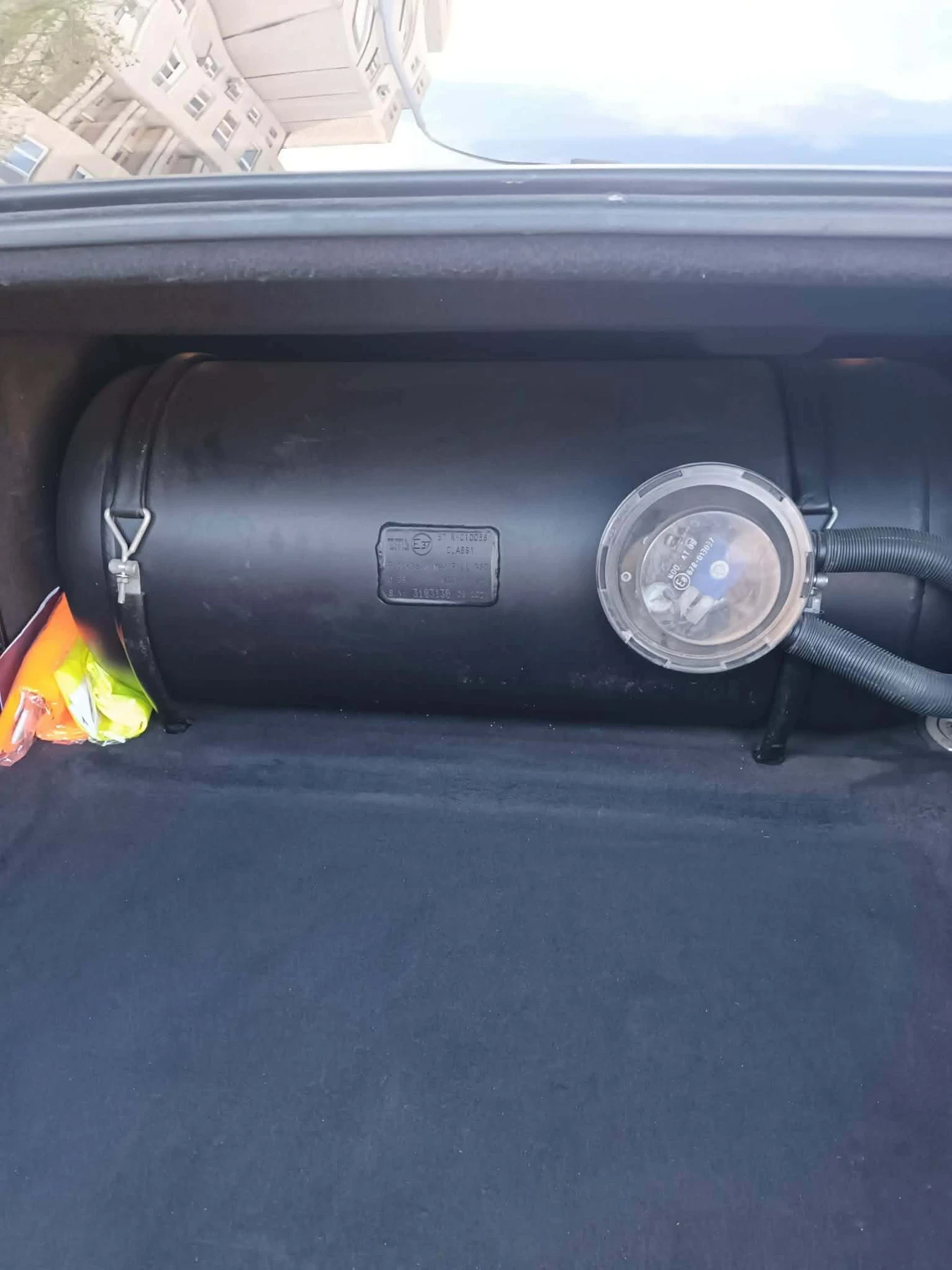 Audi A8 4.2 LPG, снимка 7 - Автомобили и джипове - 54656585