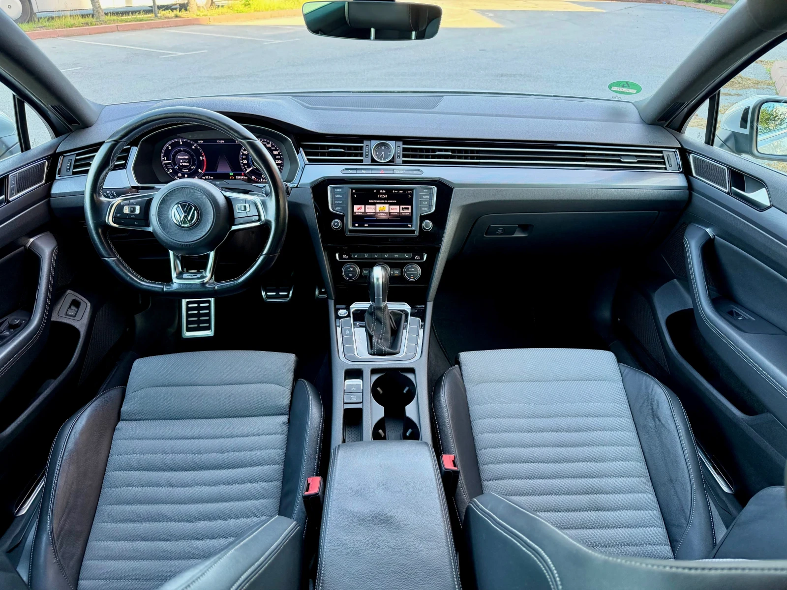 VW Passat 2.0 TDI* 150 �.�.* 2xR line* Digital | Mobile.bg � ����������� 13