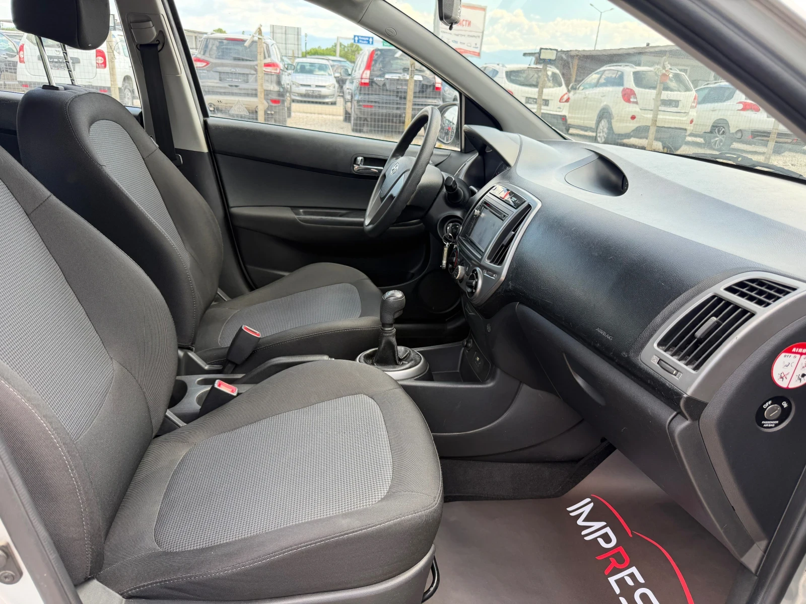Hyundai I20 1.1d 75kc.Навигация, снимка 12 - Автомобили и джипове - 54980641
