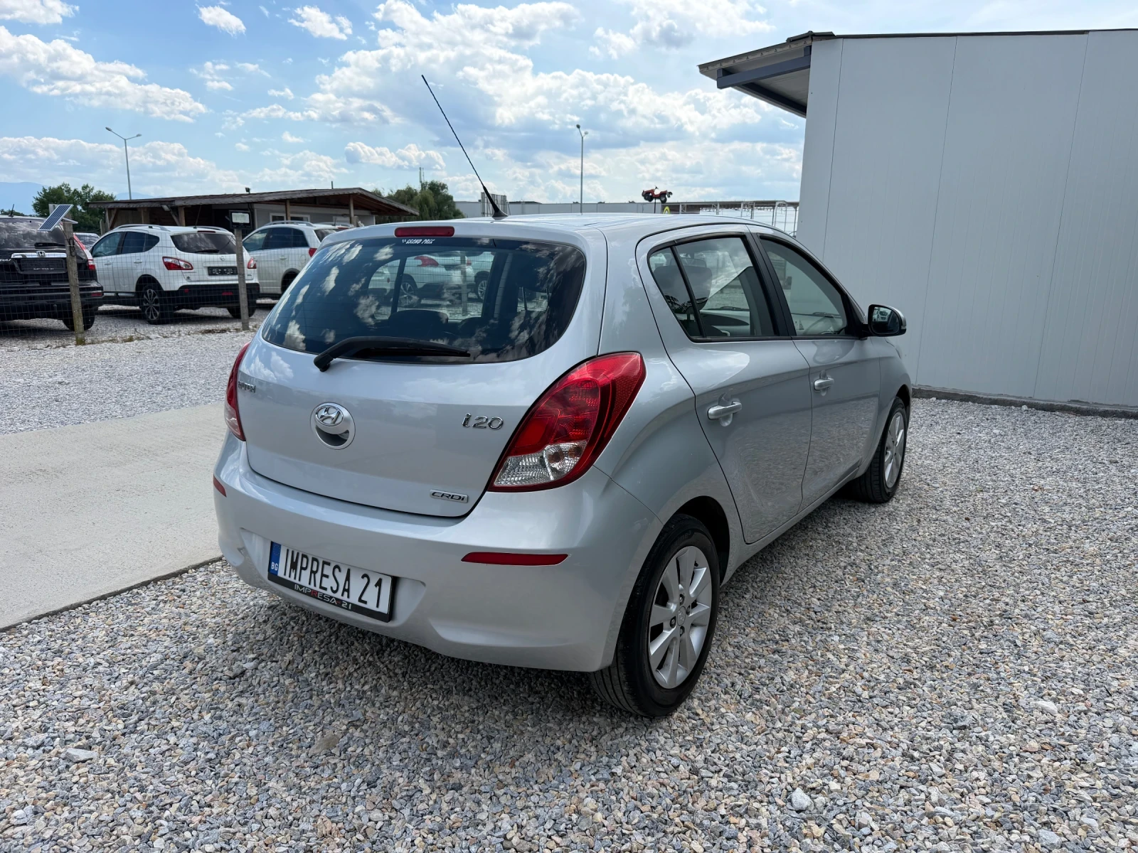 Hyundai I20 1.1d 75kc.Навигация, снимка 4 - Автомобили и джипове - 54980641