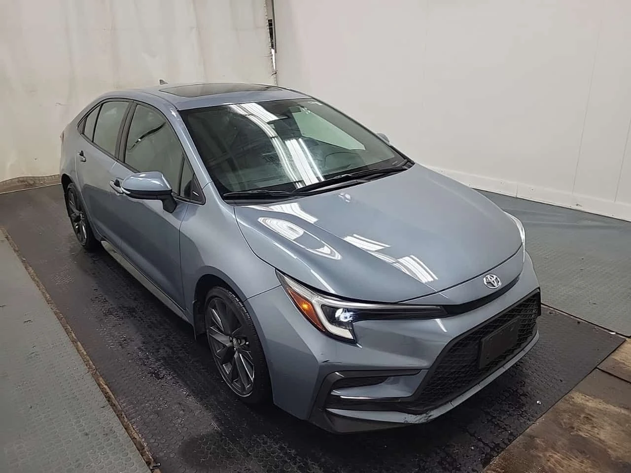 Toyota Corolla SE| PANO| ПОДГРЕВИ| NAVI| , снимка 2 - Автомобили и джипове - 55325275
