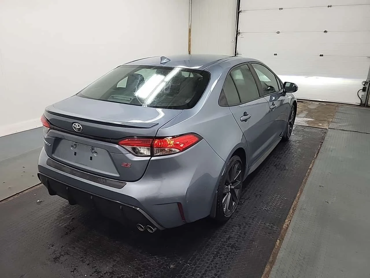 Toyota Corolla SE| PANO| ПОДГРЕВИ| NAVI| , снимка 4 - Автомобили и джипове - 55325275