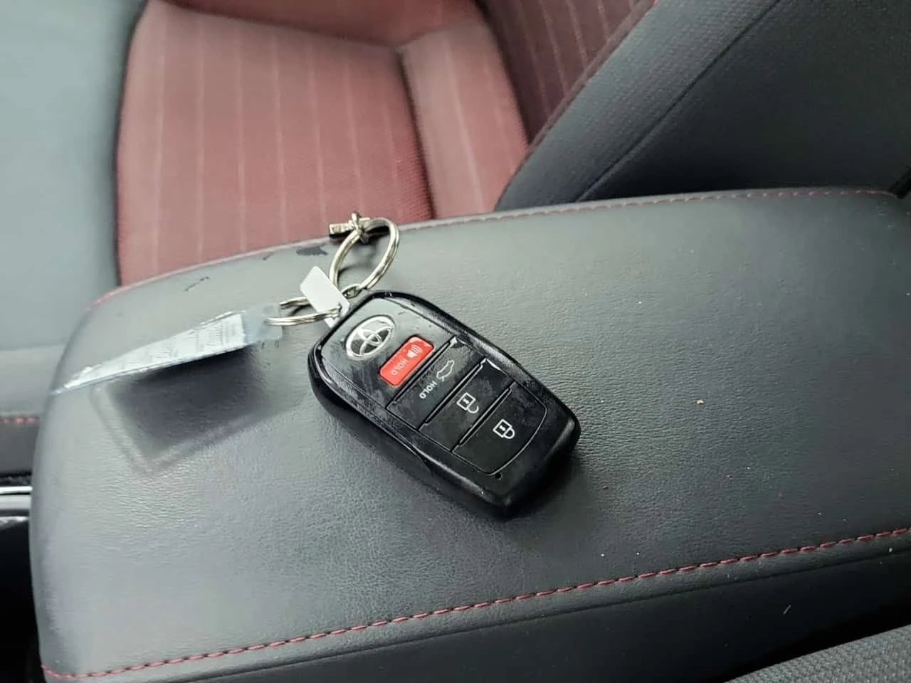 Toyota Corolla SE| PANO| ПОДГРЕВИ| NAVI| , снимка 17 - Автомобили и джипове - 55325275