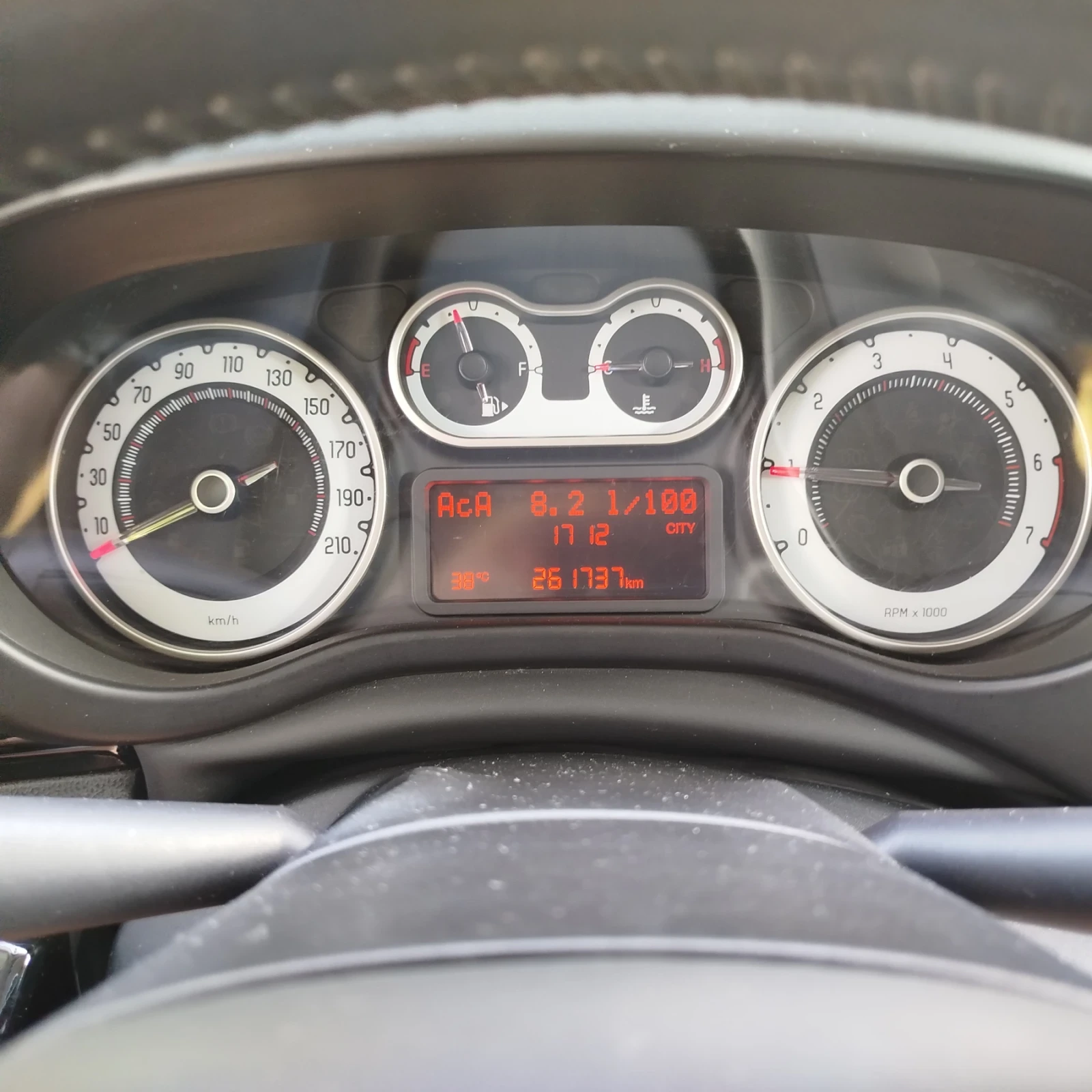 Fiat 500L 1.4 газ/бензин , снимка 9 - Автомобили и джипове - 55875228