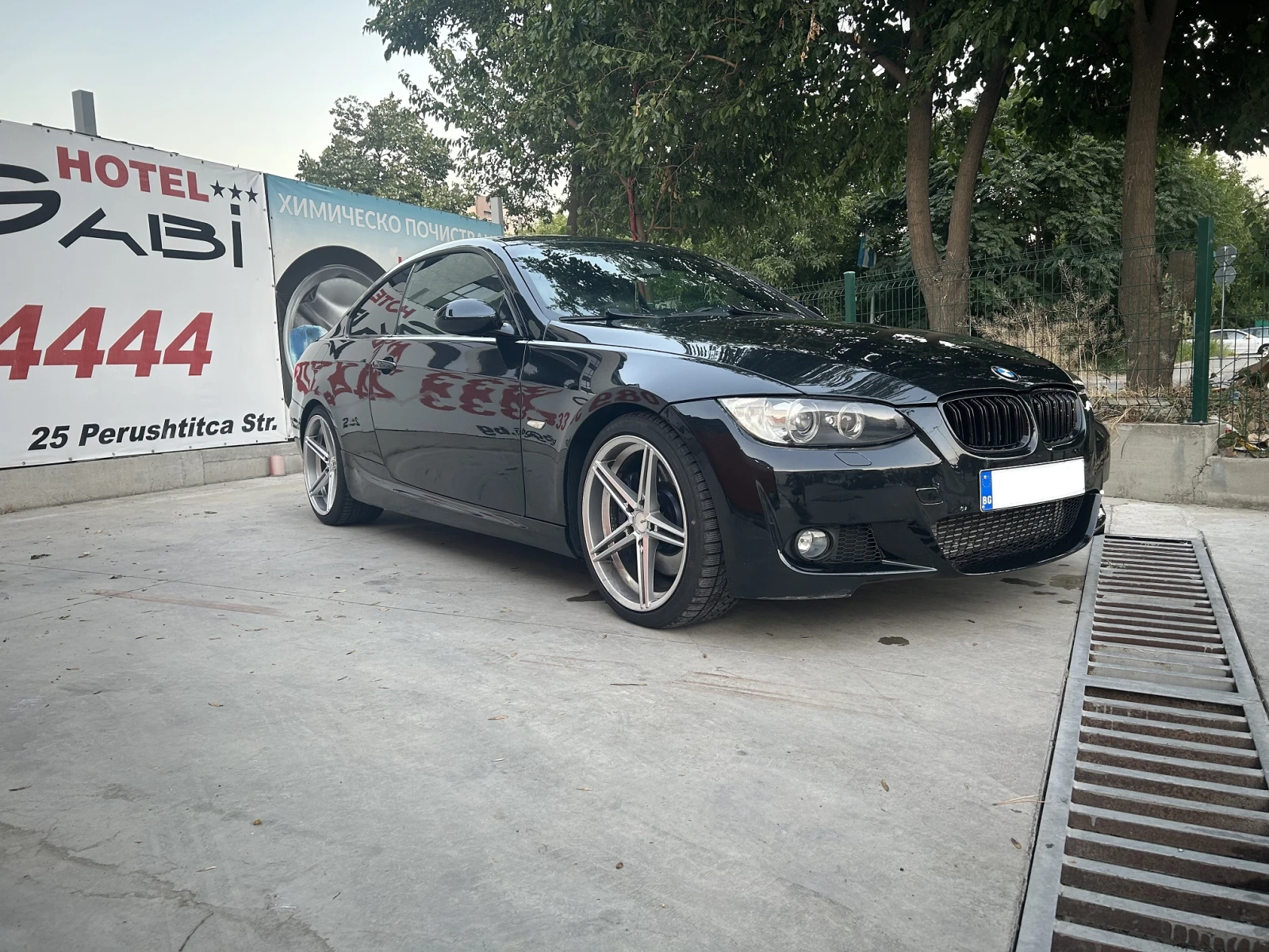BMW 335 335D M pack, снимка 3 - Автомобили и джипове - 55879976