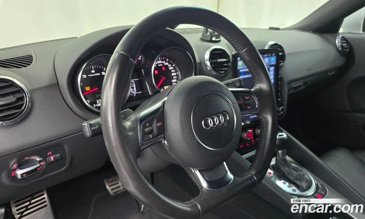 Audi Tt Coupe 2.0 TFSI Quattro 8J, снимка 13 - Автомобили и джипове - 55945670