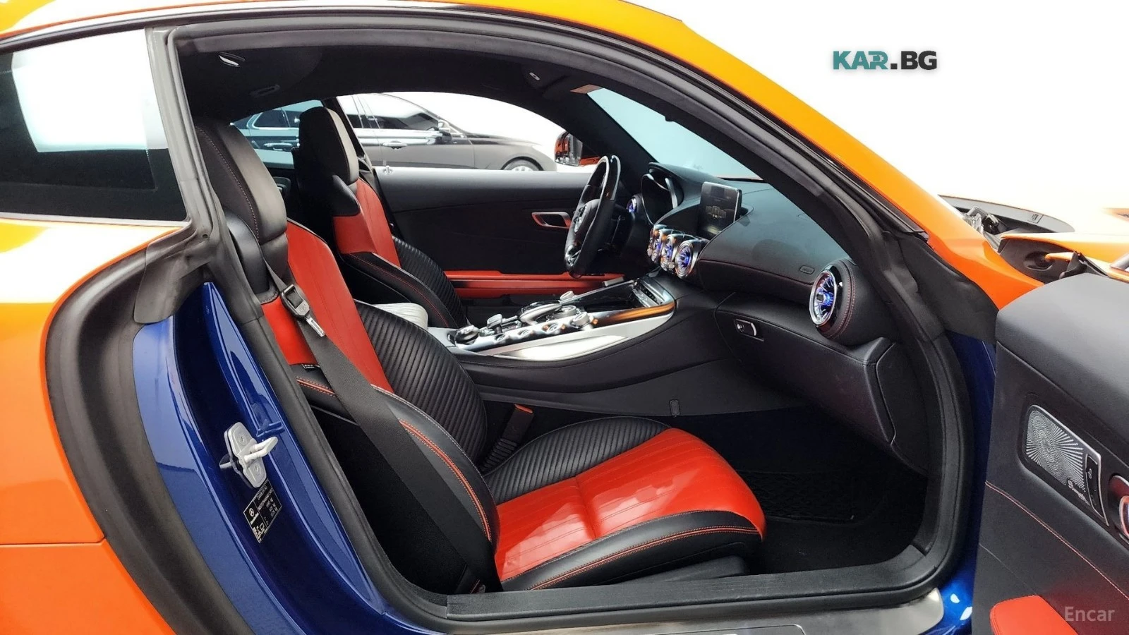 Mercedes-Benz AMG GT 4.0* BURMESTER* ПОДГРЕВ* КАМЕРА* KEYLESS* LANE* AS, снимка 9 - Автомобили и джипове - 55988357