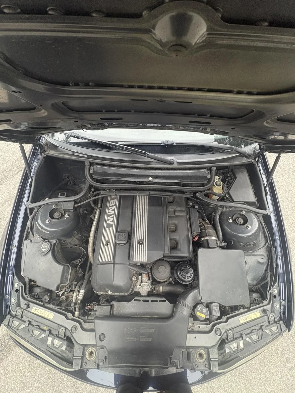 BMW 330, снимка 9 - Автомобили и джипове - 56331648