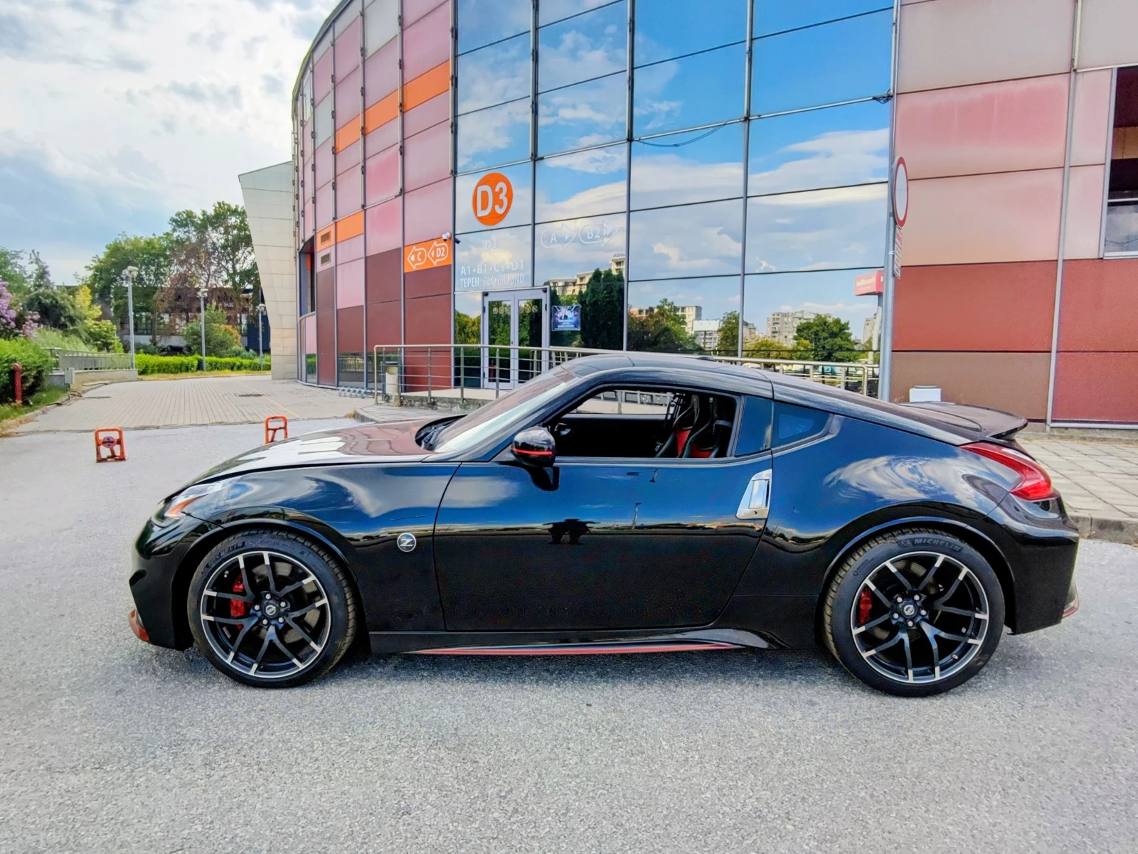 Nissan 370Z Nismo