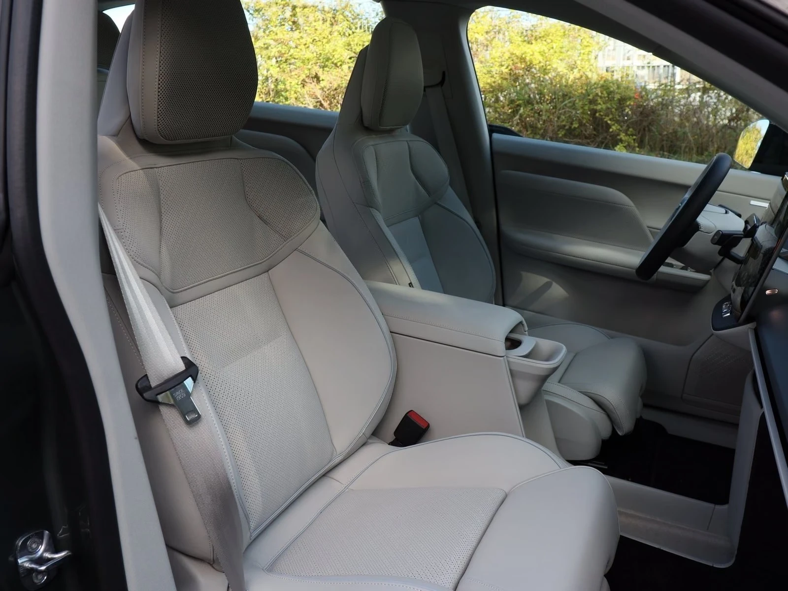 Volvo EX60 PANO 360 CAMERA BOWERS & WILKINS | Mobile.bg � ����������� 8