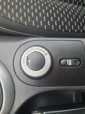 Nissan Qashqai  2.0i 4x4 Panorama, снимка 13