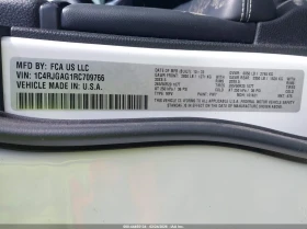 Jeep Grand cherokee 3.6L V-6 DOHC, VVT, 293HP 4X2 Drive - 19700 € / 38529.85 лв. - 54296520 9