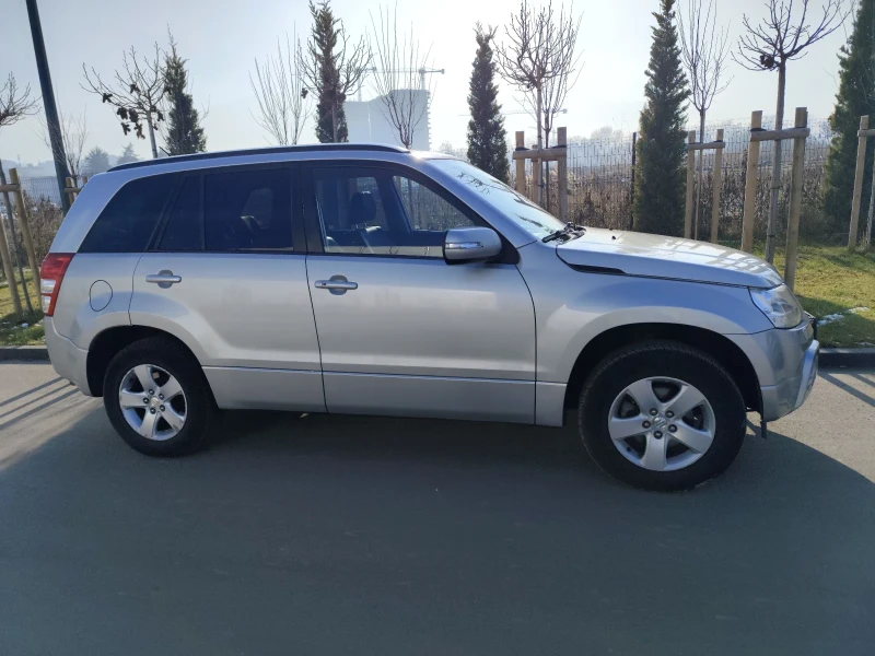 Suzuki Grand vitara 2.4, снимка 3 - Автомобили и джипове - 48622665