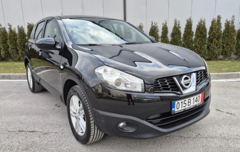 Nissan Qashqai 2.0, снимка 7 - Автомобили и джипове - 48998167