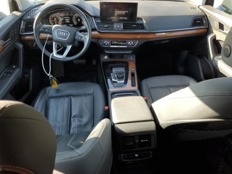 Audi Q5, снимка 8 - Автомобили и джипове - 49527343