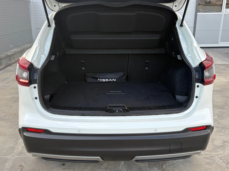 Nissan Qashqai, снимка 15 - Автомобили и джипове - 51501808