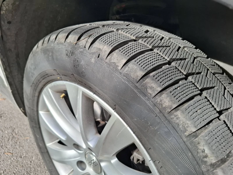 VW Tiguan, снимка 8 - Автомобили и джипове - 52928721