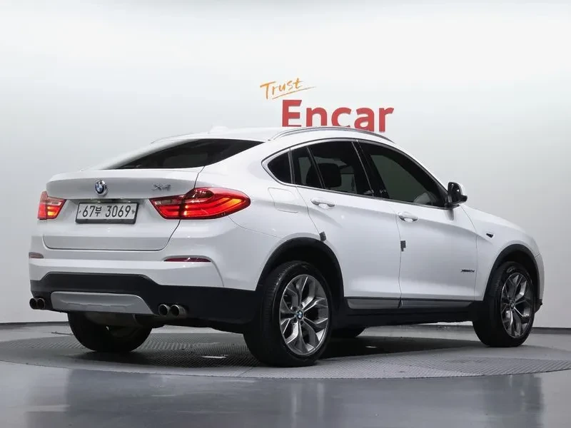 BMW X4 xDrive 20D, снимка 2 - Автомобили и джипове - 55352083
