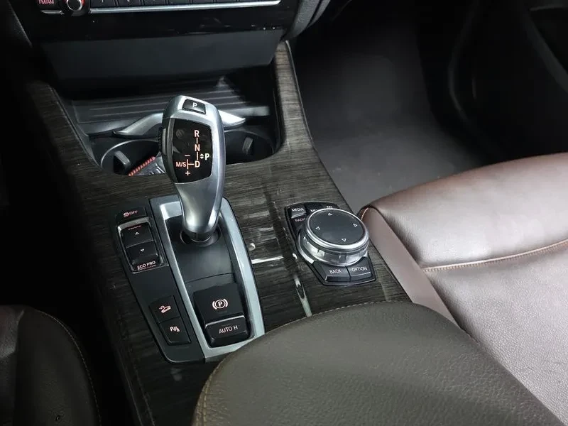 BMW X4 xDrive 20D, снимка 9 - Автомобили и джипове - 55352083