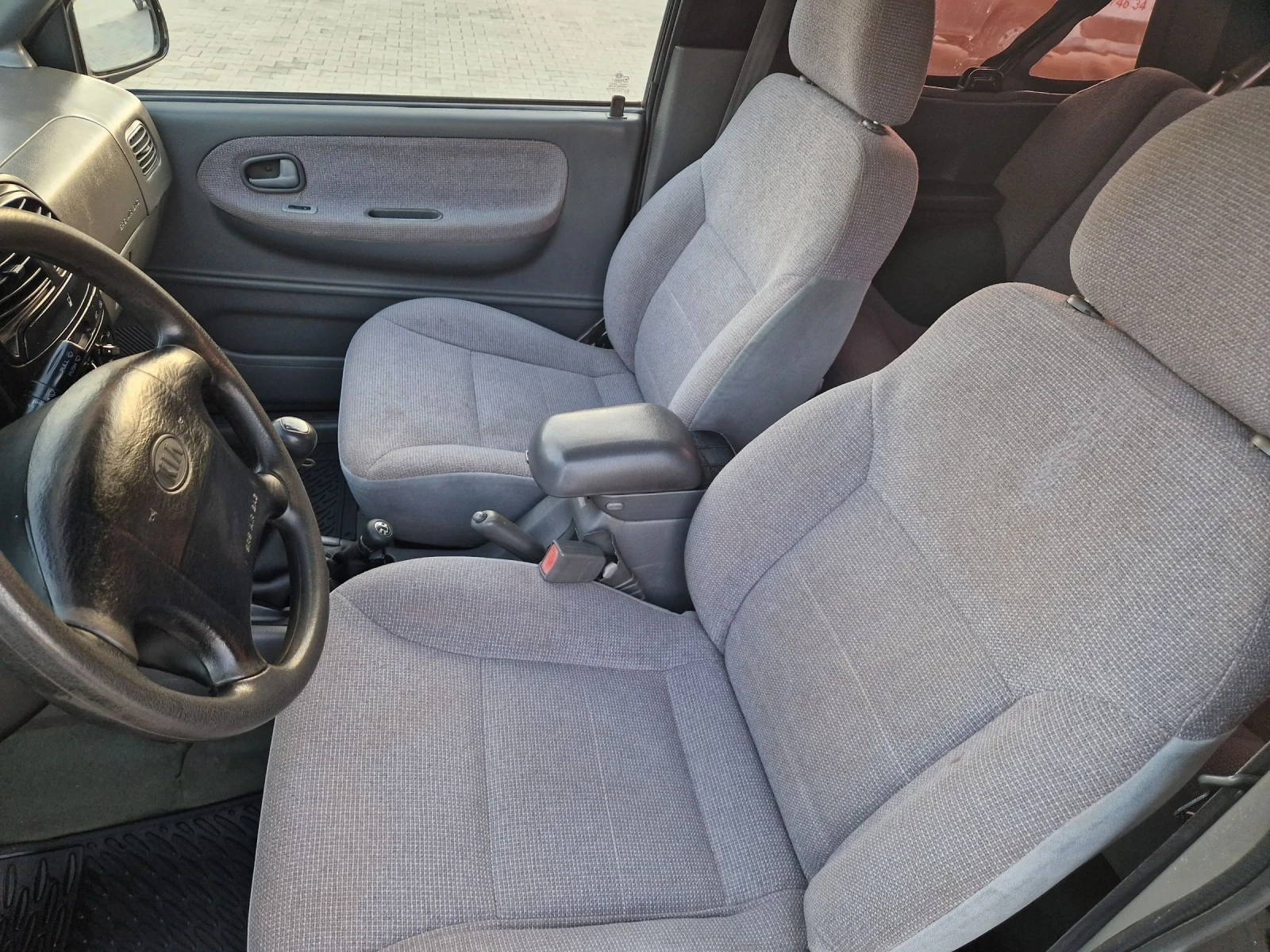 Kia Sportage 2.0i 128 . +   | Mobile.bg   12