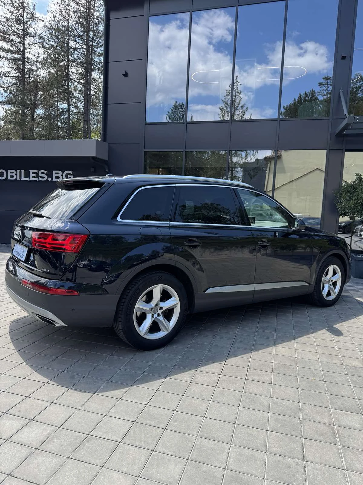 Audi Q7  - изображение 7