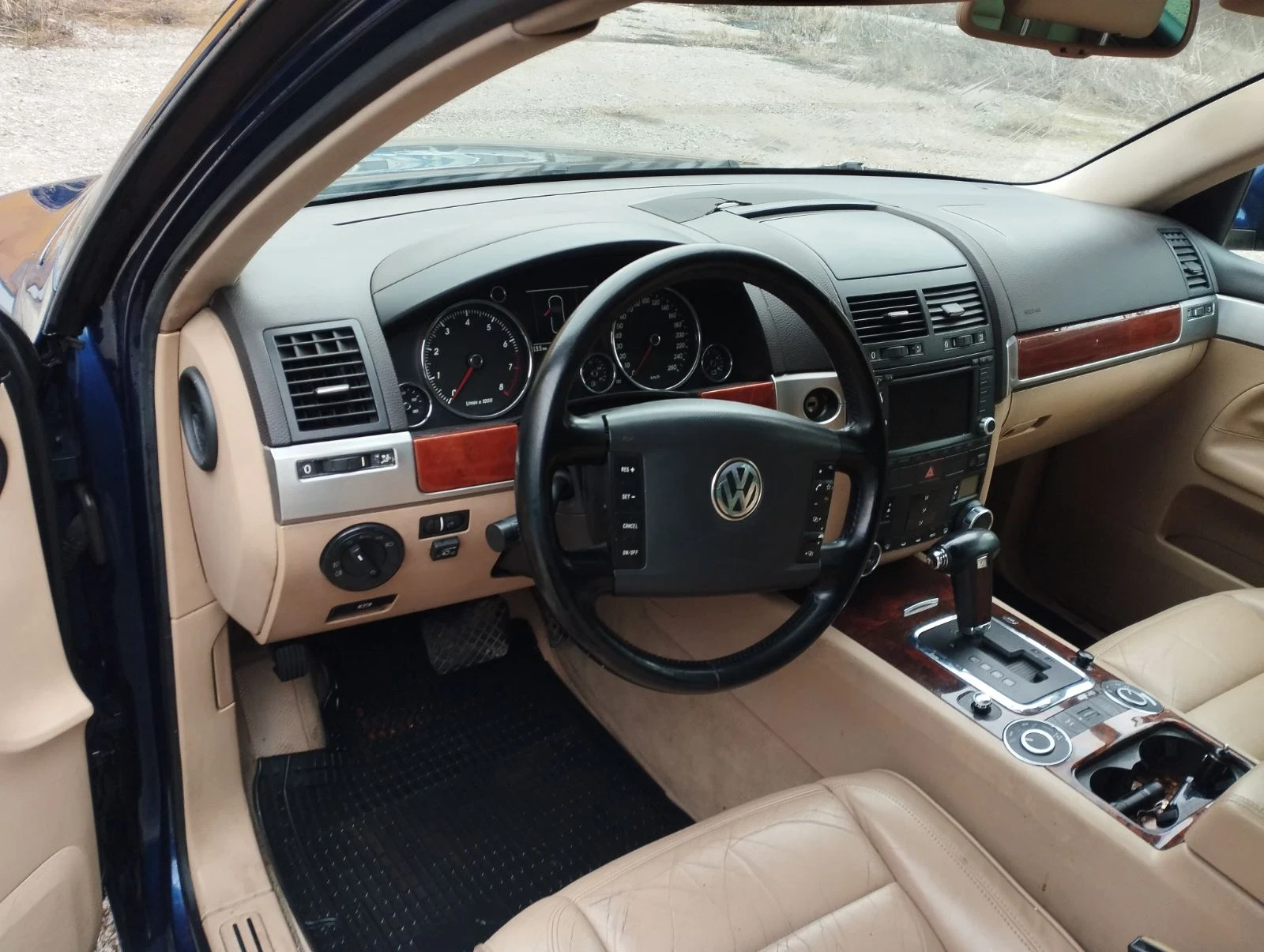 VW Touareg  - изображение 6