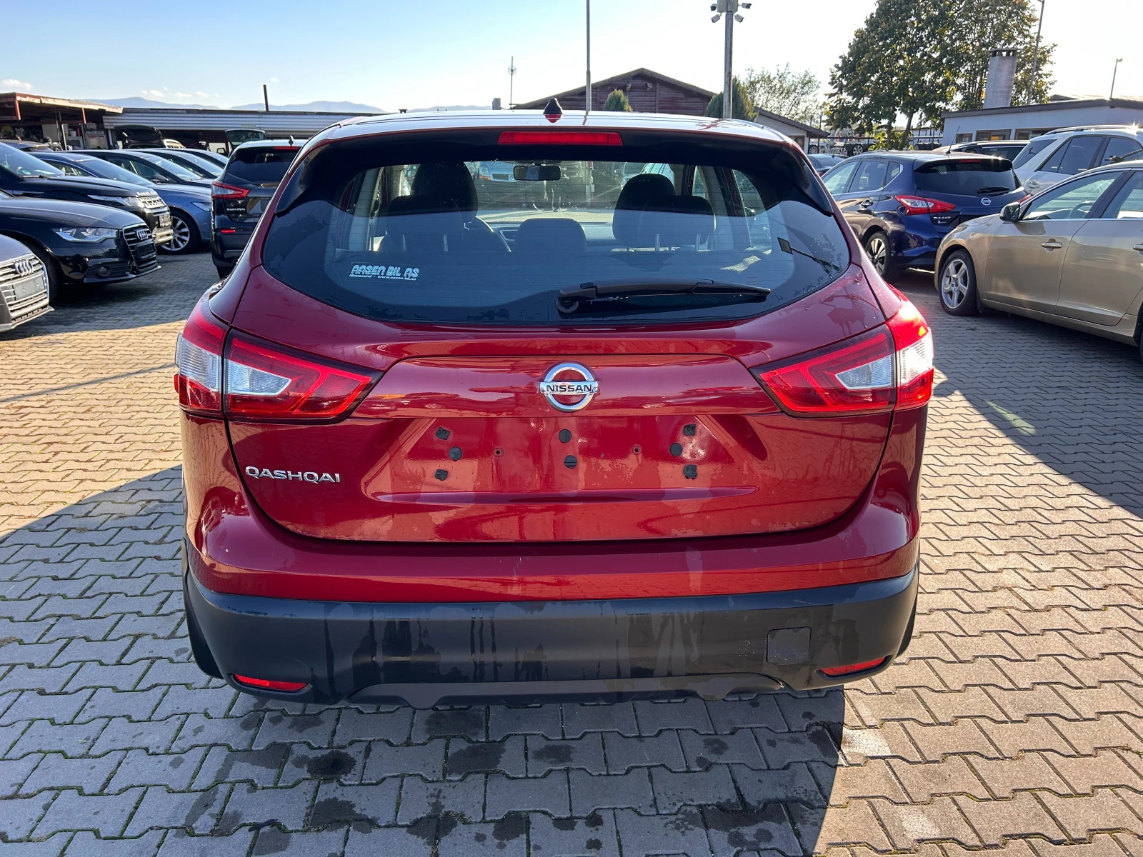 Nissan Qashqai 1.2i AVTOMAT EURO 6 - изображение 7