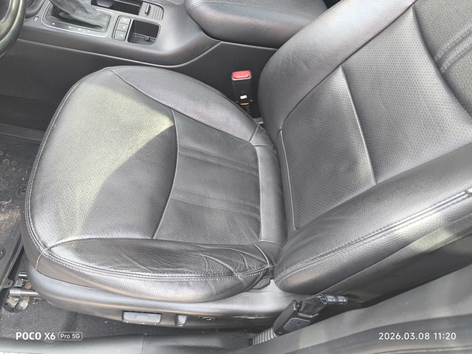 Kia Sorento 2.2 CRDI, снимка 6 - Автомобили и джипове - 53760323