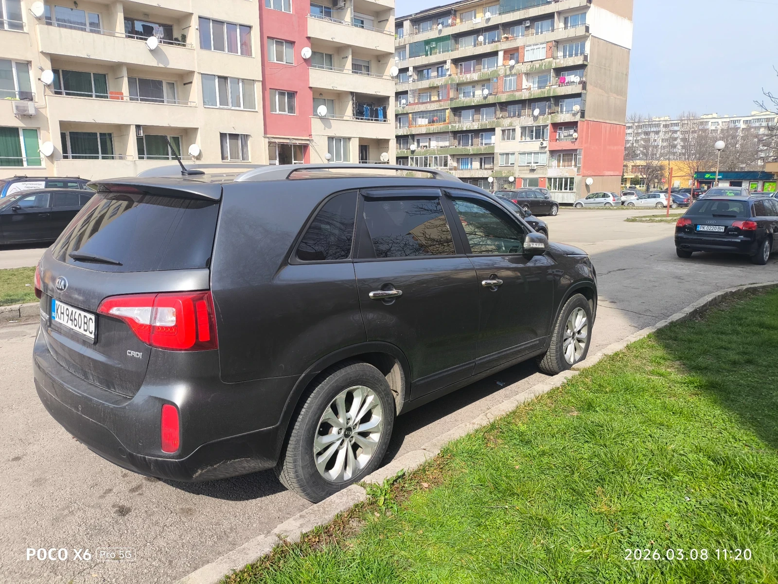 Kia Sorento 2.2 CRDI, снимка 4 - Автомобили и джипове - 53760323