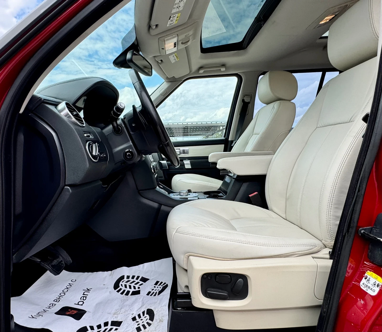 Land Rover Discovery 3.0HSI 6+ 1 ИТАЛИЯ, снимка 17 - Автомобили и джипове - 53841349