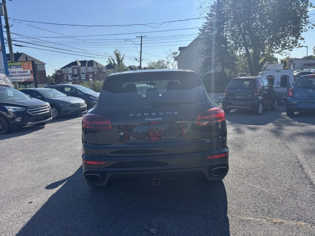 Porsche Cayenne ПОДГРЕВ* КАМЕРА* КЕЙЛЕС* ПАНОРАМА* , снимка 8 - Автомобили и джипове - 54970632