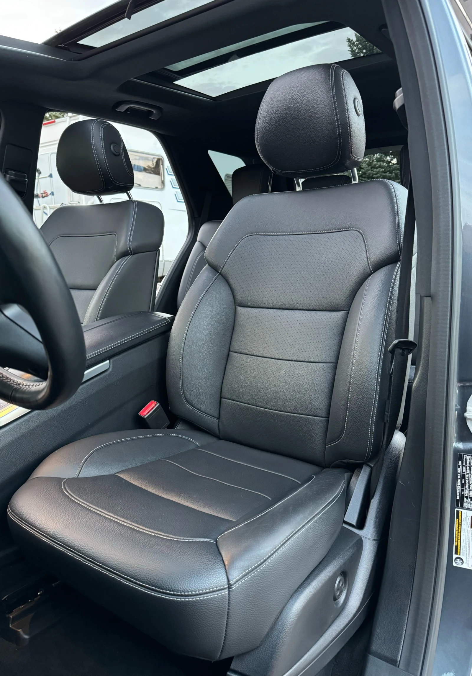 Mercedes-Benz ML 350 131 000км* AMG* ПОДГРЕВ* 360 CAM* ПАНОРАМА* PARK A, снимка 8 - Автомобили и джипове - 55452410