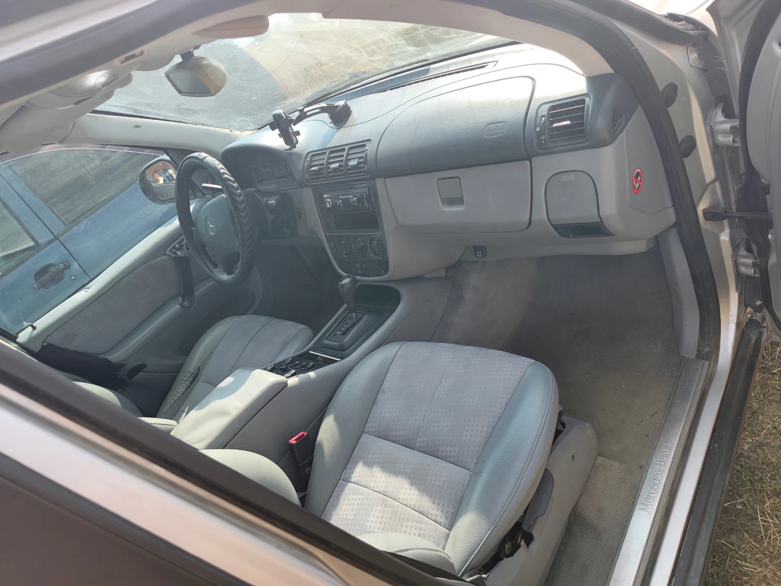 Mercedes-Benz ML 270, снимка 5 - Автомобили и джипове - 55569323
